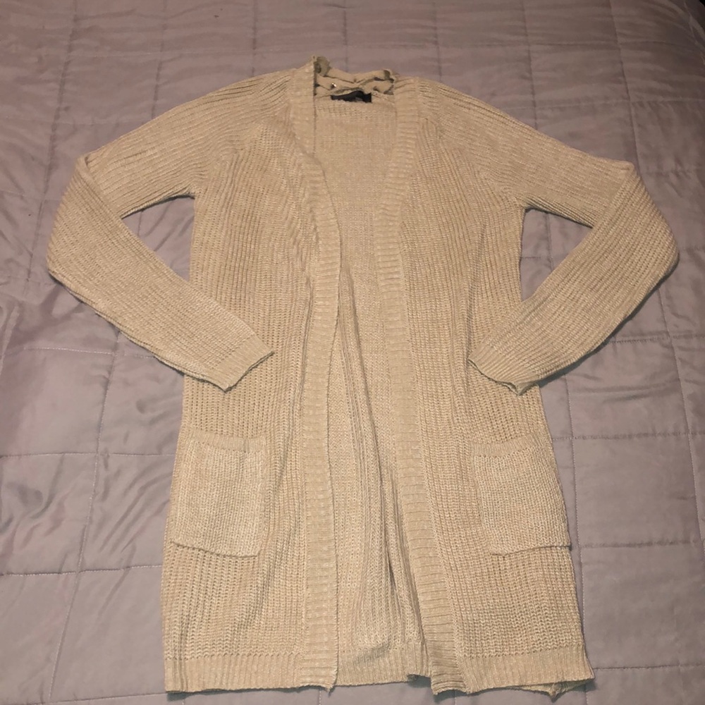 Women’s Size Small Knit Cardigan